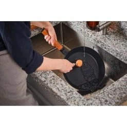 Fiskars Bratpfanne 26 Cm Norden Schwarz -Gien Geschirr Verkäufe Bratpfanne 28 cm Norden 3 600x600 ID337240 cfb206f97cb5474824c10ecb2763e472