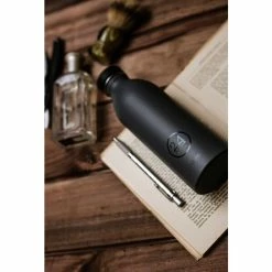 24Bottles Trinkflasche 0,5 L Urban Bottle Schwarz -Gien Geschirr Verkäufe Trinkflasche 0 5l schwarz mit Urbandeckel 6 600x600 ID316518 0a022a1587d029493989d5ca178cacae